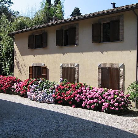 Montecorneo Country House Ponte San Giovanni Exterior photo