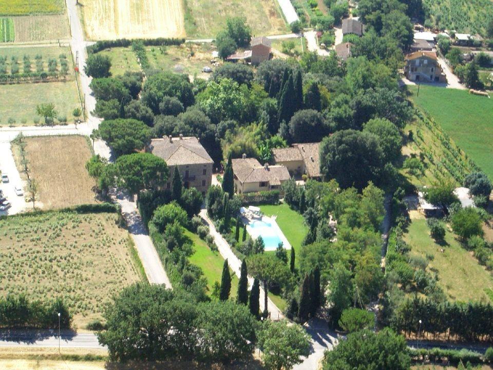 Montecorneo Country House Ponte San Giovanni Exterior photo